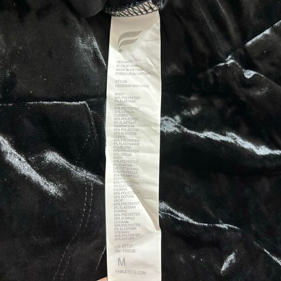 Fabletics Crushed Velour Zip Up Hoodie black medium new - Picture 8 of 16